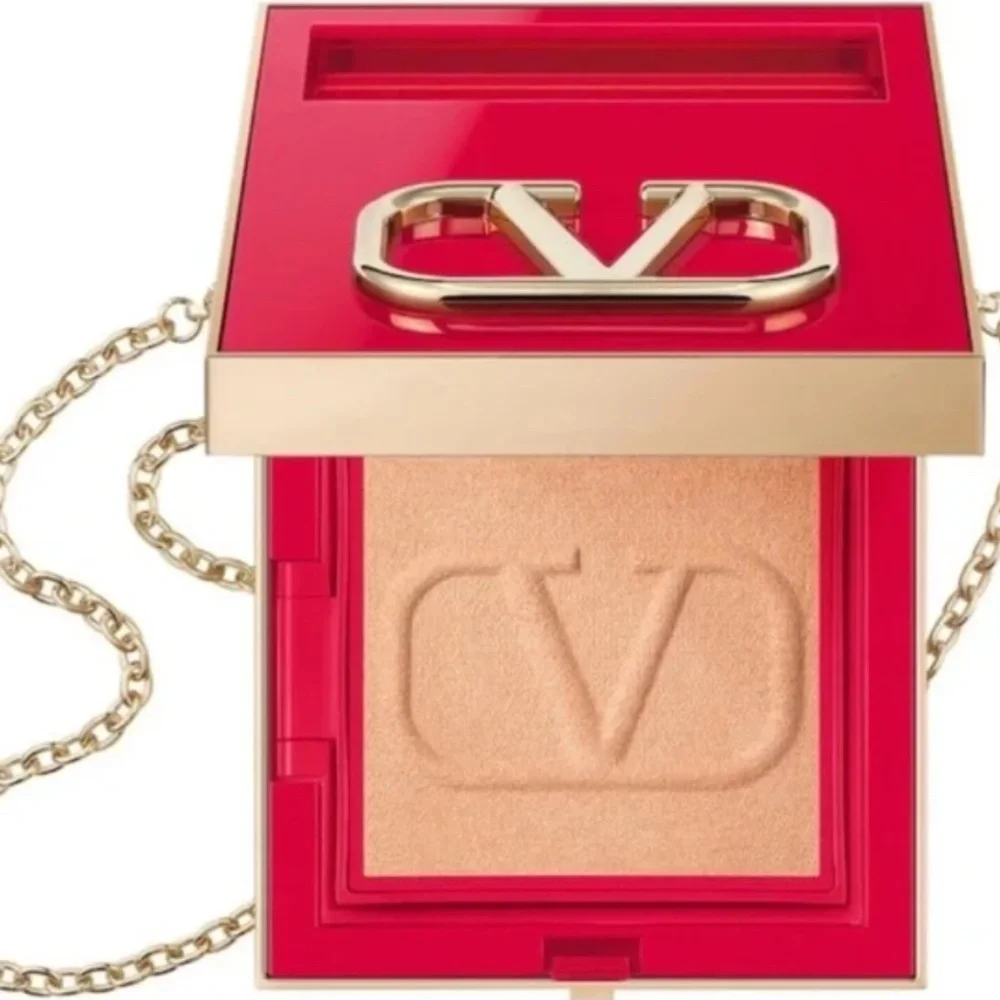 NWT VALENTINO VALENTINO Go-Clutch Refillable Compact Powder and Mini Lipstick Se